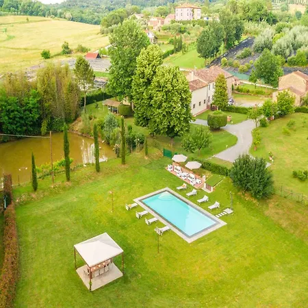 In Gragnano Near Lucca Town Porcari