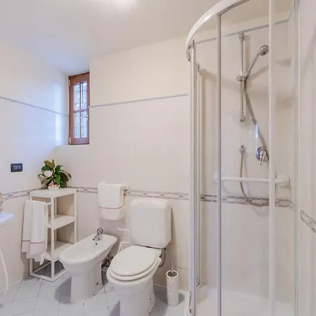 Villa In Gragnano Near Lucca Town *