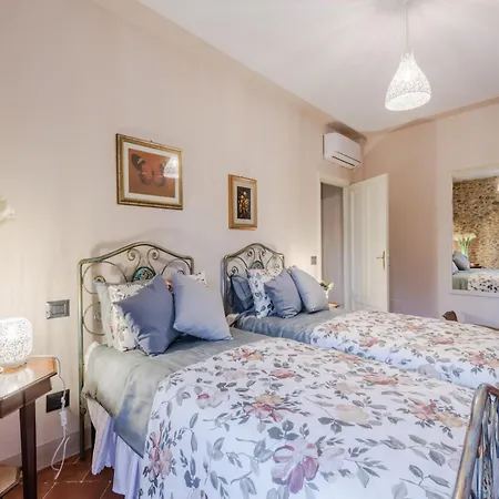 Villa In Gragnano Near Lucca Town Porcari